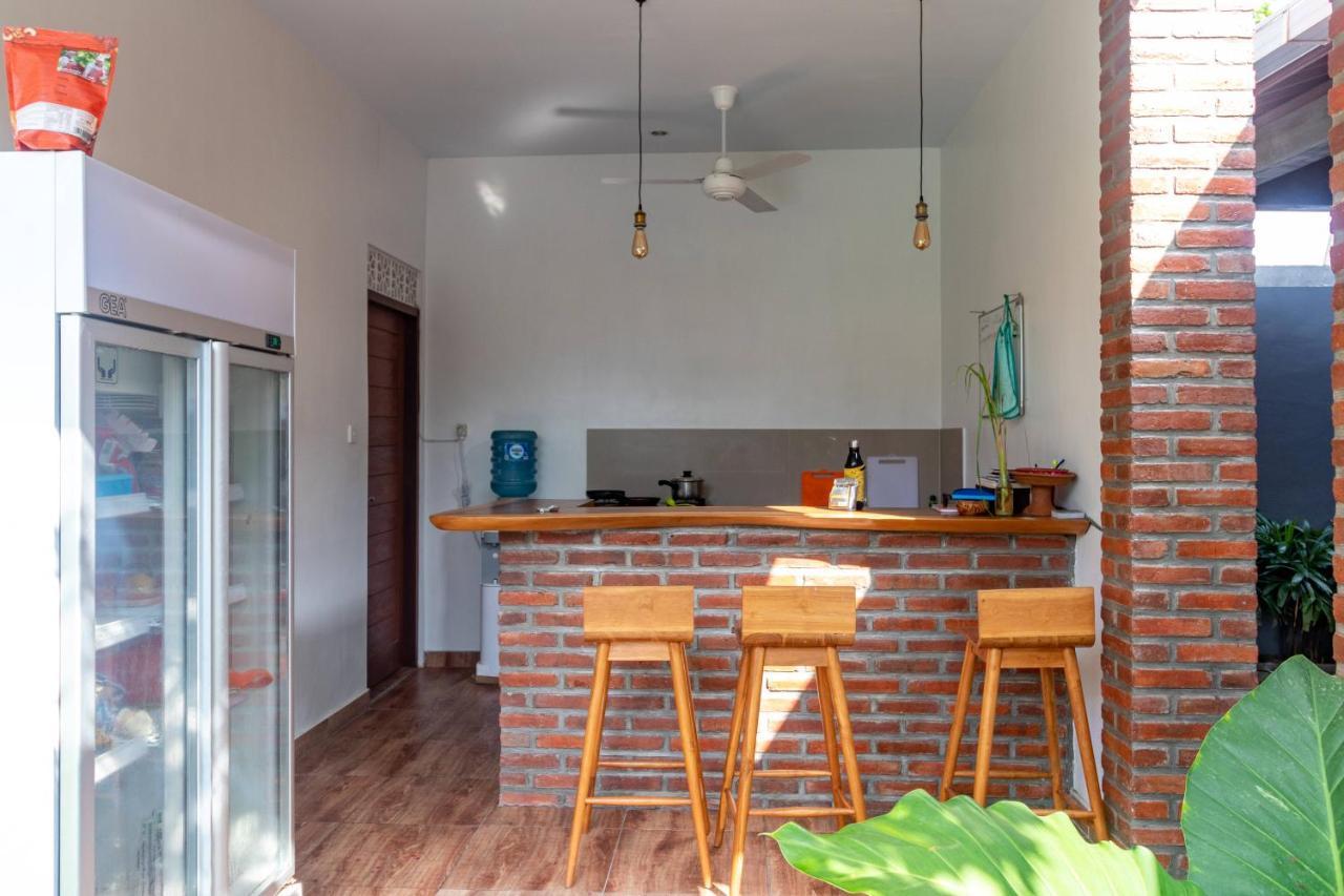 Pondok Juli Canggu Exterior photo